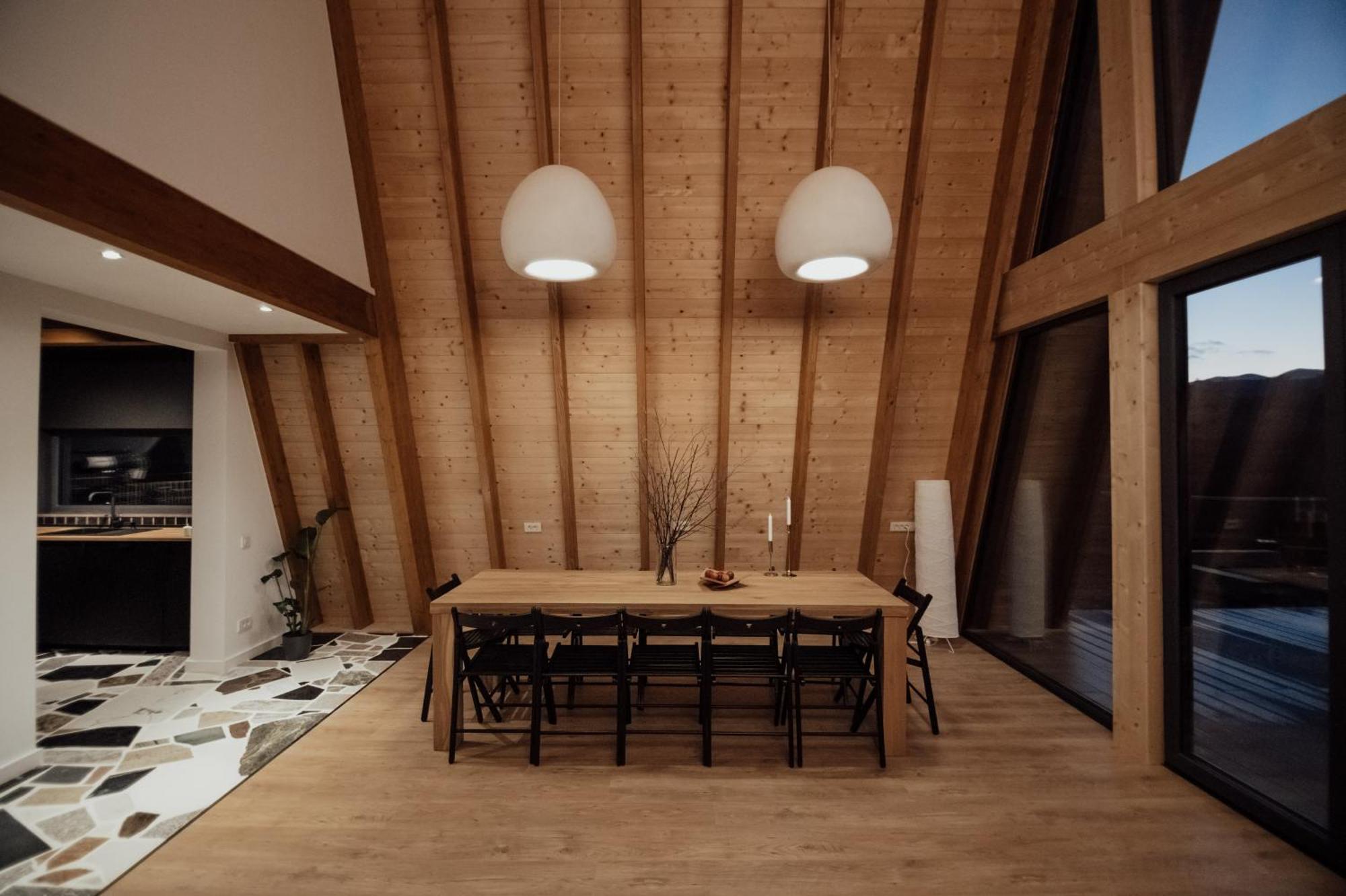 Amont Chalet Peștera Bagian luar foto